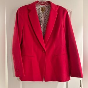 Pink one button women’s blazer 
Brand: Kasper